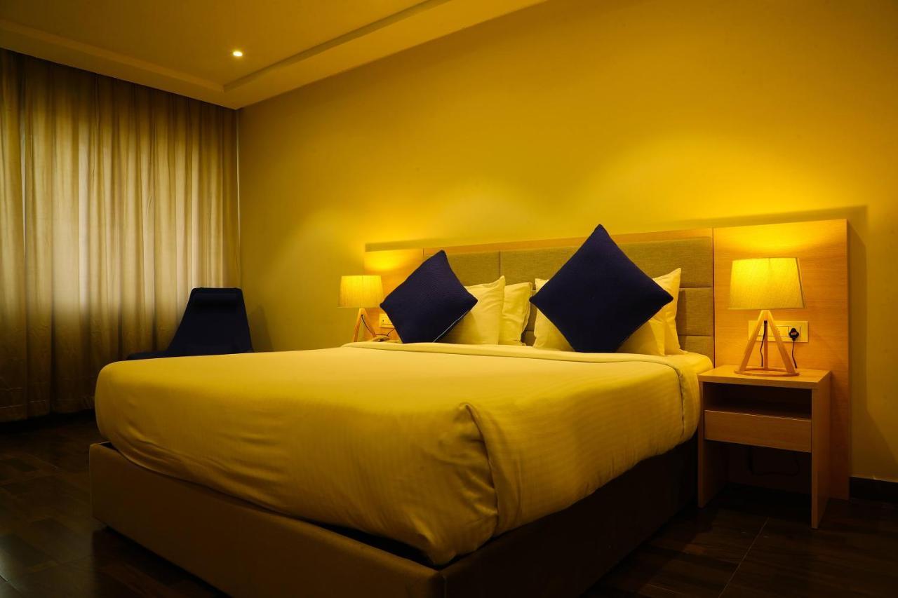 Bay View Hotel Vizag Visakhapatnam Bagian luar foto