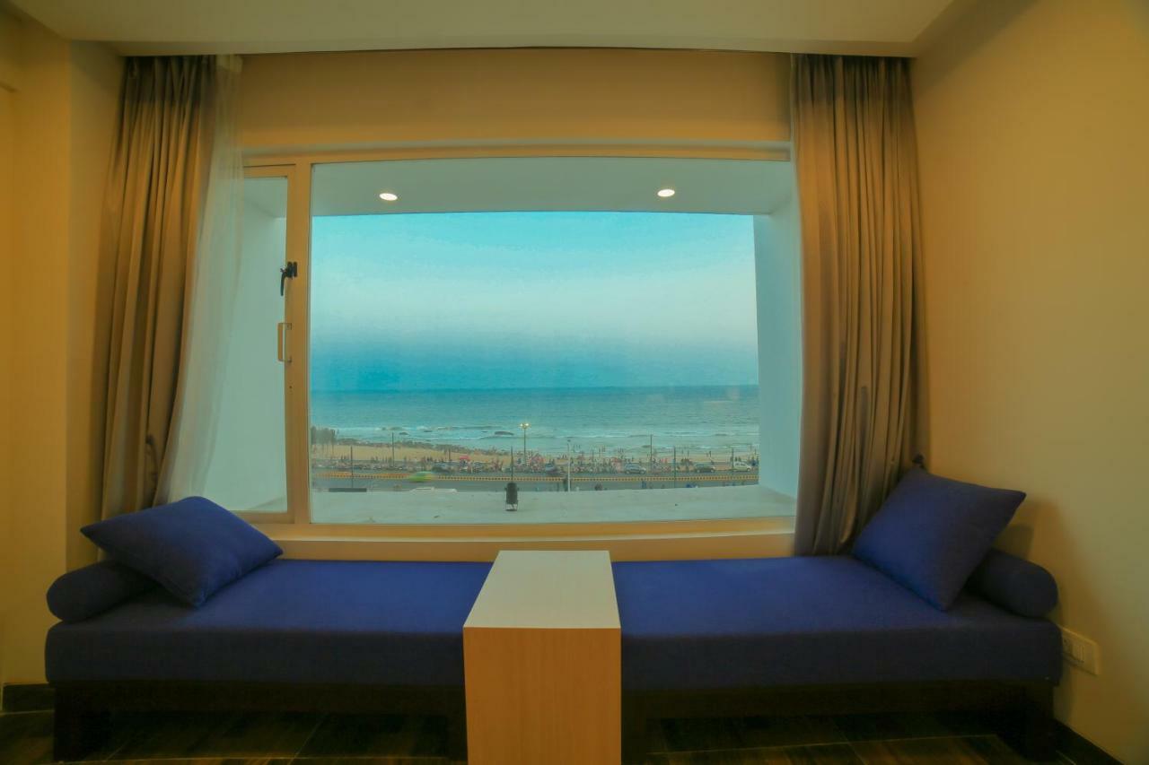 Bay View Hotel Vizag Visakhapatnam Bagian luar foto