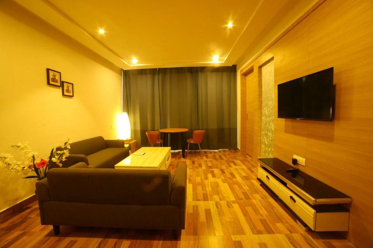 Bay View Hotel Vizag Visakhapatnam Bagian luar foto