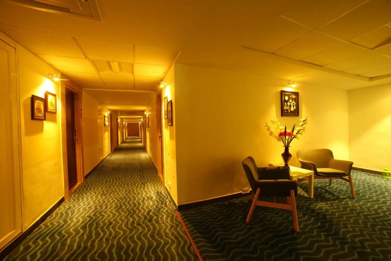 Bay View Hotel Vizag Visakhapatnam Bagian luar foto